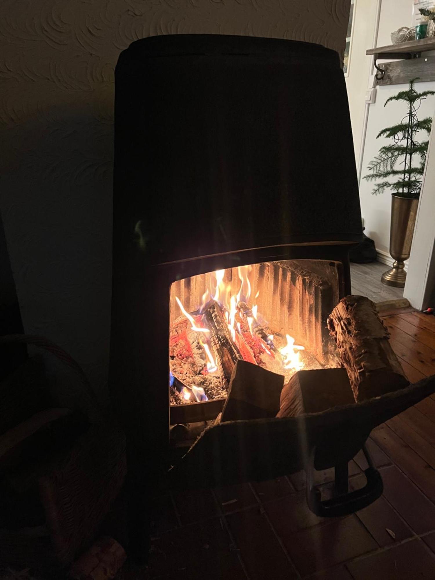 Charmig Liten I Soedertaelje/ Kungsdalen